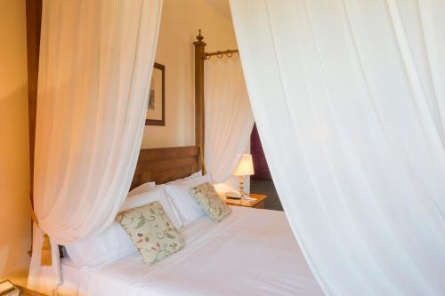 Hotel Castello Chiola