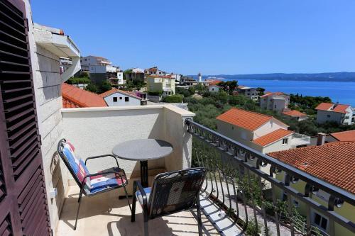 Hostal Apartments And Rooms With Parking Space Duce (omis) - 10303