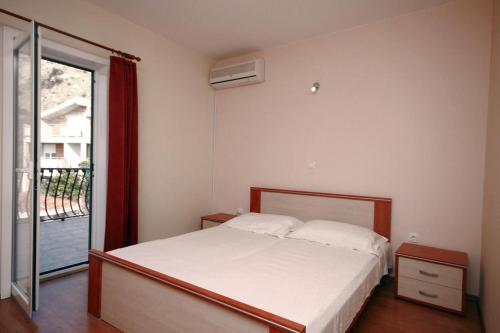 Apartments By The Sea Duce (omis) - 4852
