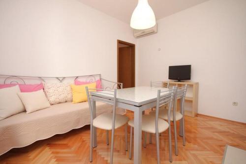 Apartments By The Sea Duce (omis) - 2821
