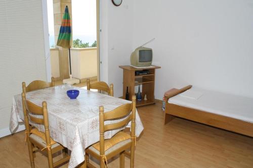 Apartments With A Parking Space Duce (omis) - 2778