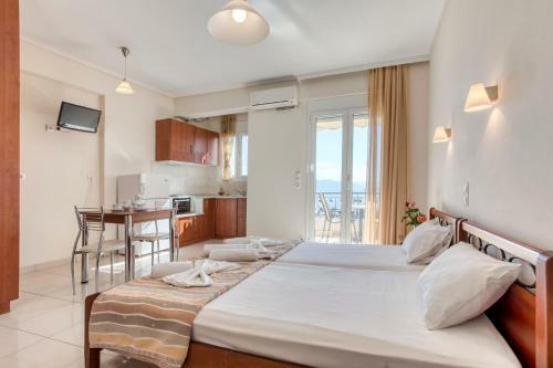 Niovi Luxury Apartments