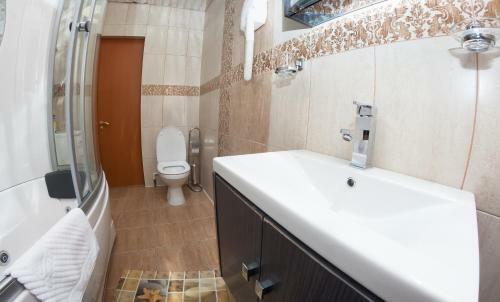 Avacha Hotel