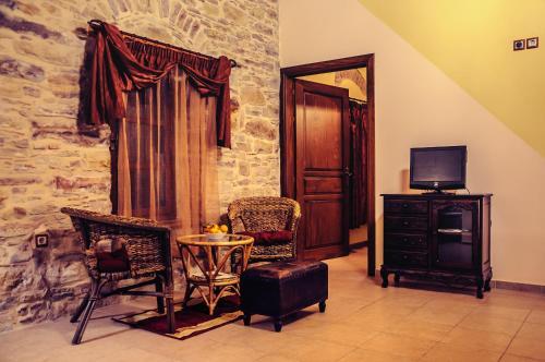 Mouzaliko Traditional Hotel