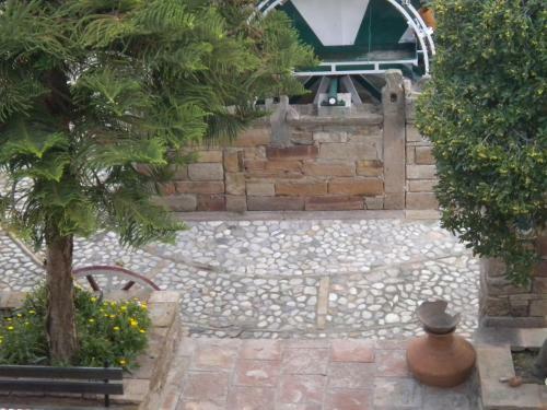 Hostal Topakas House