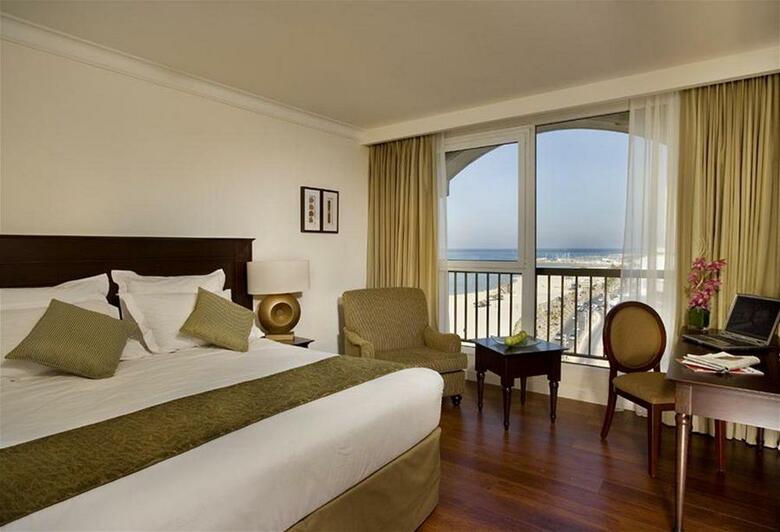 Park Plaza Orchid Hotel