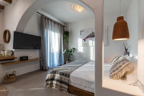 Artemis Hotel