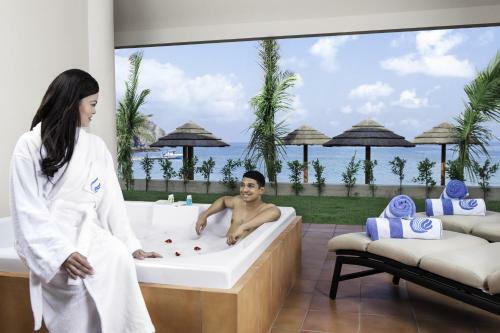 Hotel Oceanic Khorfakkan Resort & Spa