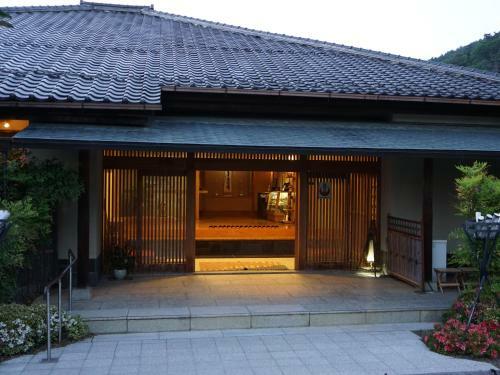 Momoyama