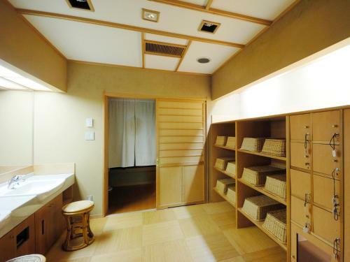 Momoyama