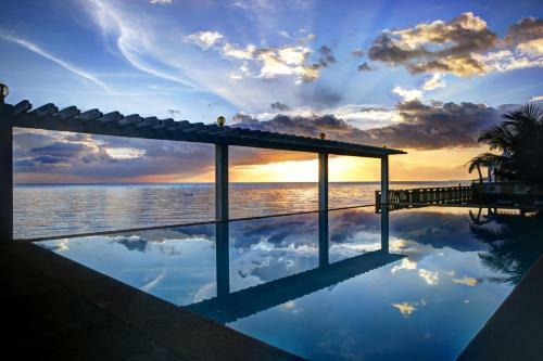 Jaimee's Hotel, Resort And Restaurant