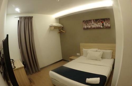 Orange Hotel, Sungai Buloh