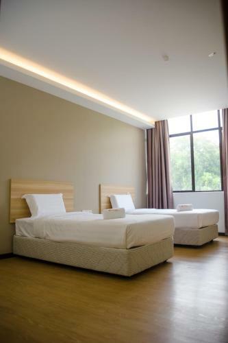 Orange Hotel, Sungai Buloh