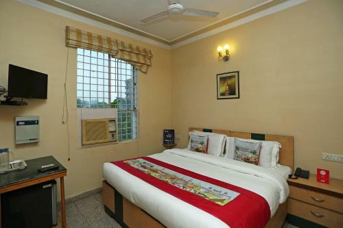 Oyo 1639 Hotel Anand Hospitalities