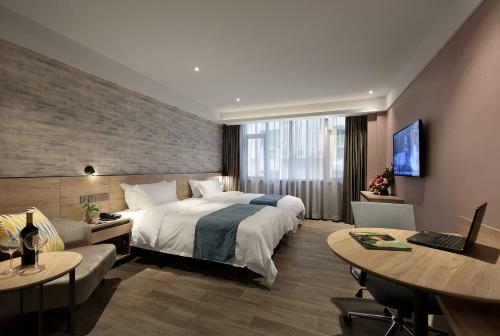 Hanyong Hotel