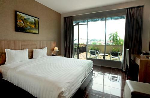 Asoka Luxury Hotel