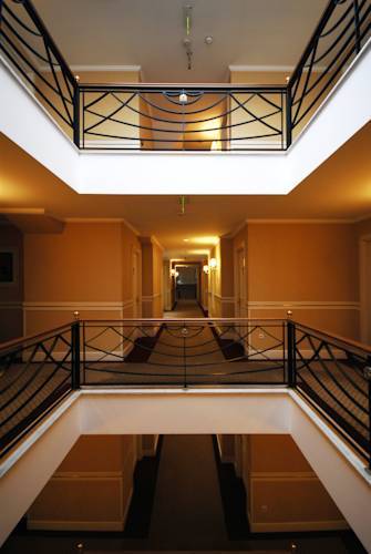 Taksim Metropark Hotel