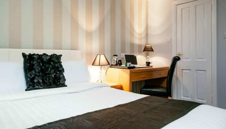 Hotel Amberley House By Thekeycollections