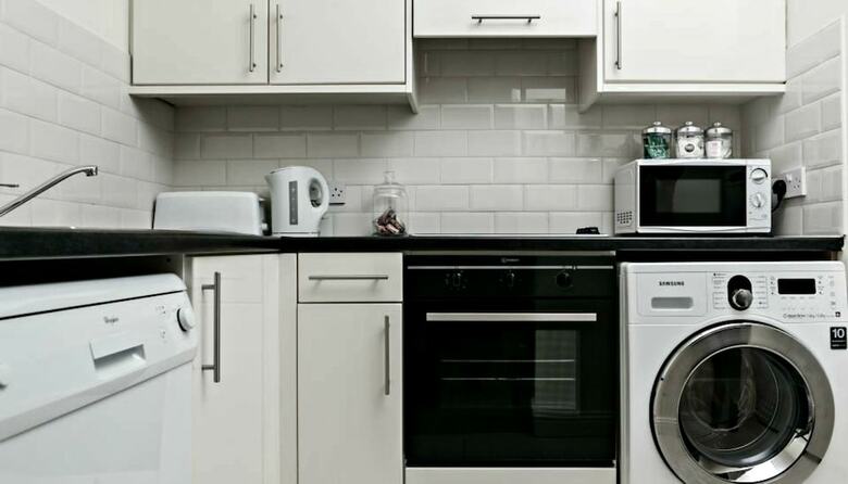 Hotel Amberley House By Thekeycollections