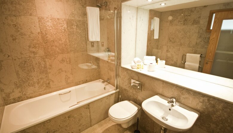 Hotel Amberley House By Thekeycollections