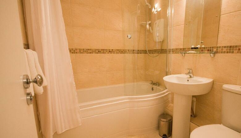 Hotel Amberley House By Thekeycollections