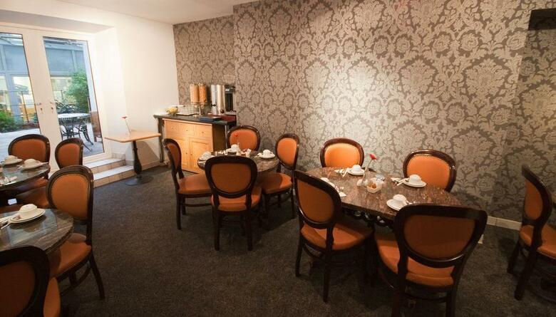 Hotel Amberley House By Thekeycollections