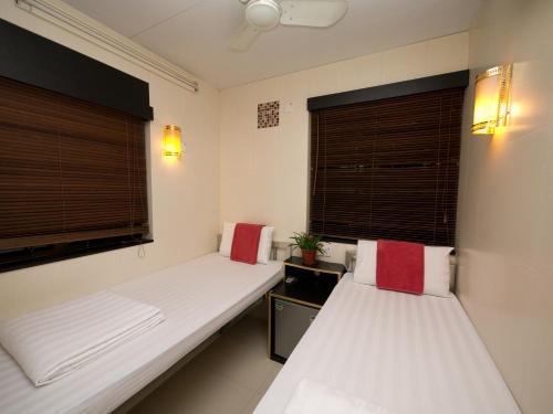 Hotel New International Guest House