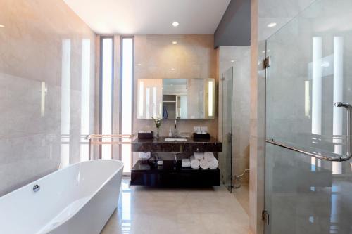 Hotel X10 Seaview Suites At Panwa Beach