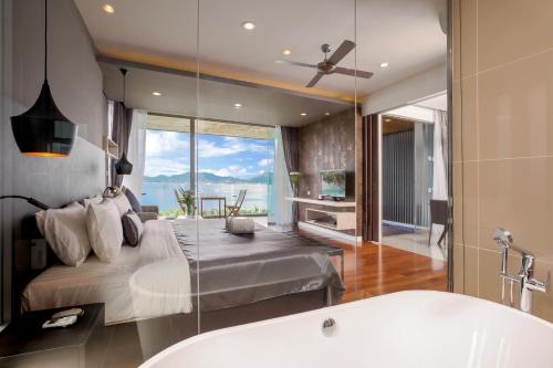 Hotel X10 Seaview Suites At Panwa Beach