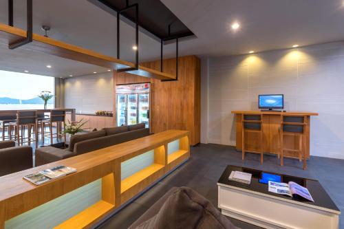 Hotel X10 Seaview Suites At Panwa Beach