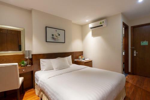 My Hotel Universal Hanoi