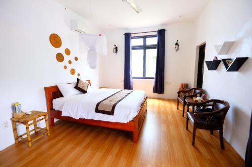 An Bang Sunrise Beach Bungalow