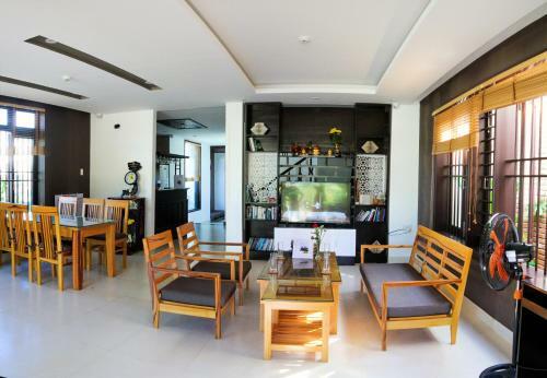 Huong My Beach Homestay