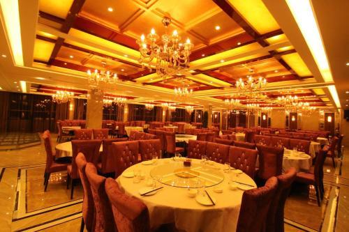 Zhangye Xincheng Hotel