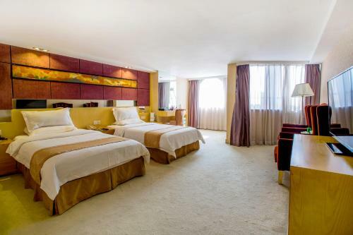 Zhongshan Louis Hotel