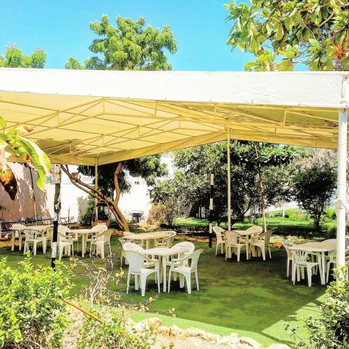 Esterahat Al Faisal ( Farm House)