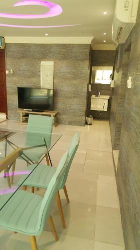 Esterahat Al Faisal ( Farm House)