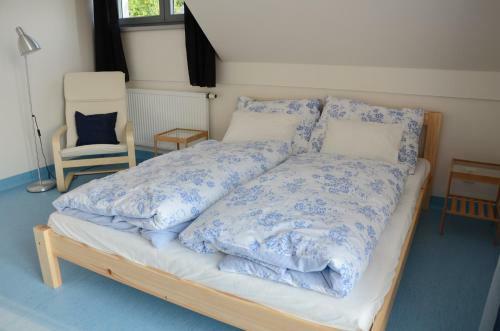 Hostal Mezi Stromy