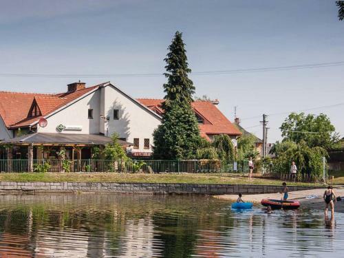 Hostal Hostinec & Vit�ln� Sv?t Radu?ka