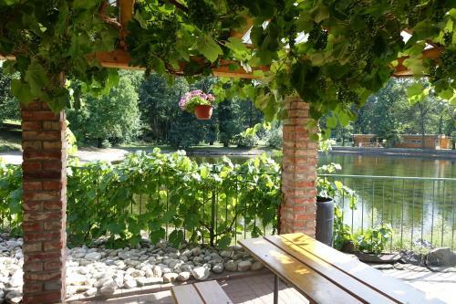 Hostal Hostinec & Vit�ln� Sv?t Radu?ka