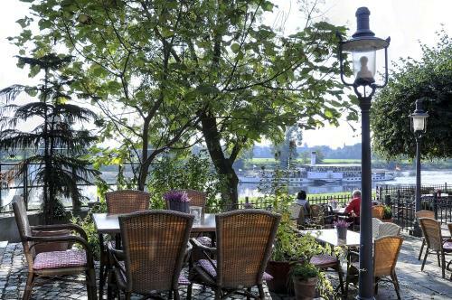Hotel Elbterrasse Wachwitz