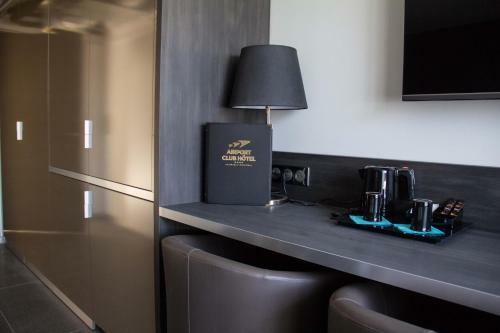 Brit Airport Club Hotel - Basel Mulhouse