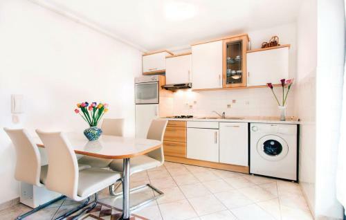 Apartamentos Lara Gortanova Bay