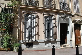 Hotel H�tel Le Ryad Marseille