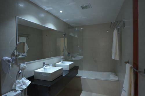 Hotel Camino Plaza