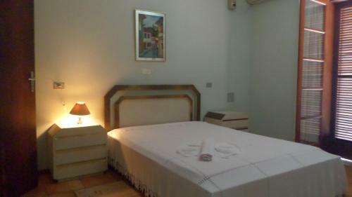 Hostal Pousada Est�ncia Das Flores