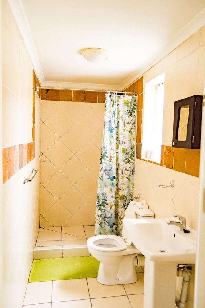 Bed & Breakfast Amanzi Guest House
