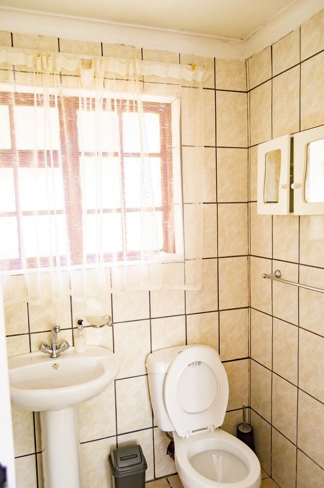 Bed & Breakfast Amanzi Guest House