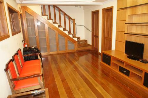 Hostel Pico Do Itamb�