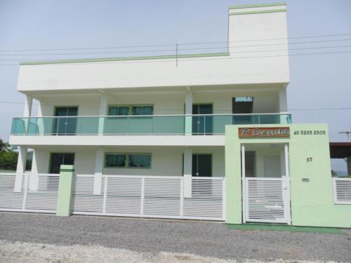 Apartamento Residencia Esmeralda